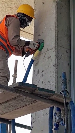 Grinding on the column surface for install the textile CFRP. #perdesi #rocland #flowforming #rollerm