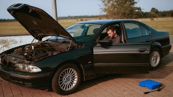 Starting a V12 BMW E38 7 Series After 5 Years Outside