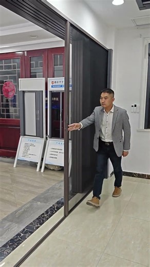 Flexible diamond mesh screens: tough on bugs, gentle on your view.