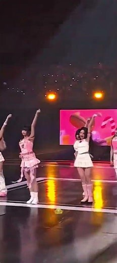 𝗦𝗲𝗿𝘃𝗶𝗻𝗴 𝘀𝘄𝗲𝗲𝘁 𝘀𝘂𝗺𝗺𝗲𝗿 𝘃𝗶𝗯𝗲𝘀, 𝗨𝗡𝗜𝗦 𝘀𝘁𝘆𝗹𝗲 🍦