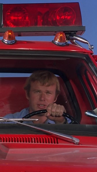 In honor of Kevin Tighe's 79th Birthday, we are shining the spotlight on some of his funniest moments as Roy DeSoto on #Emergency! 🚨🚒 Watch Emergency! every night at 10p ET on FETV!