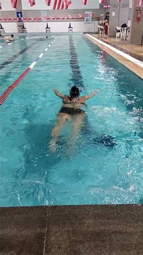 Treino de natação (ciclo de 25 metros)
