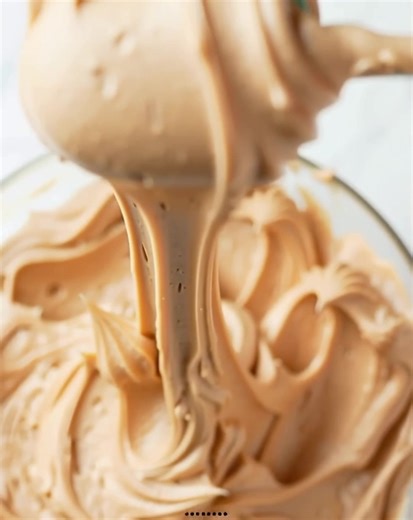 4.2K views | Homemade Peanut Butter Frosting 樂 Indulge in the creamy goodness of Homemade Peanut Butter Frosting! Made with butter, creamy peanut butter, powdered sugar, and vanilla extract, it elevates any dessert with a delightful nutty flavor. Perfect for cakes, cupcakes, or brownies, it's a decadent treat enhancer. Ingredients: •⁠ ⁠2 sticks (1 cup) unsalted butter, room temperature •⁠ ⁠¾ cup creamy peanut butter ...... Full Recipe in Coʍmеոτ  | Easy Recipes | Facebook