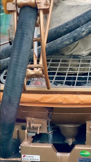 極東開発工業 スクイーズクリート®︎ PH50C コンクリートポンプ車