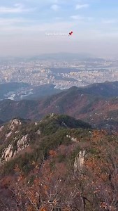 657 reactions · 14 comments | @claramaure shows us 3 hikes you must go on in Seoul for beginners 朗 Share with someone visiting soon and let them know 殺 Seoul, South Korea | South Korea Guide | Facebook