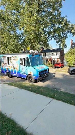 Ice Cream truck hit different in Detroit🎶🍦