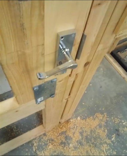 #viral #fyp #carpenterlife #carpenteroftiktok #carpenter #carpentry #fypage #joinery #joineryworks #joiner #college #student #level2