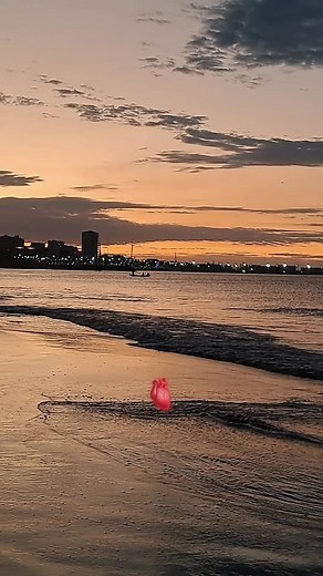 Amigos para Qué: La Canción Maldita de Andy Rivera