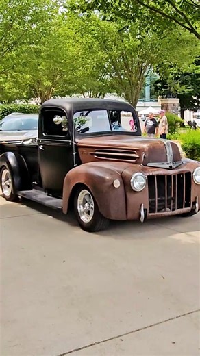 Ford F100 Classic Pickup Truck Drive By Engine Sound Easy Rodders Car...