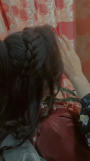 Easy Party Hairstyle Tutorial