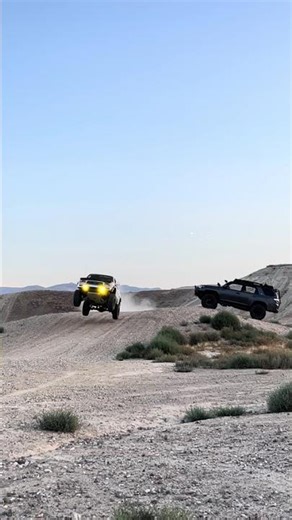 3rd gen 4runner with long travel goes for record jump