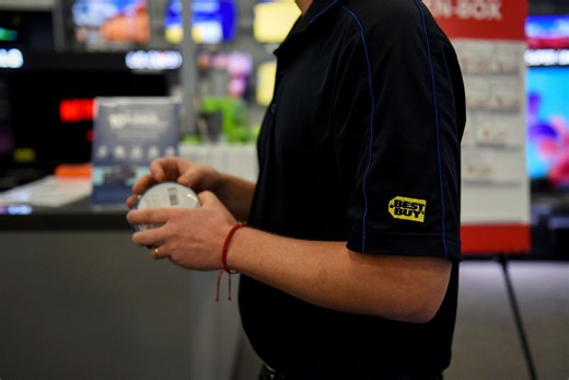 Best Buy’s simple strategy for beating shoplifting: More workers in stores