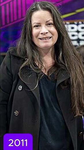 Holly Marie Combs: From Teen Star to Charmed Legend #theevolutionoficoniclegends #movie #california