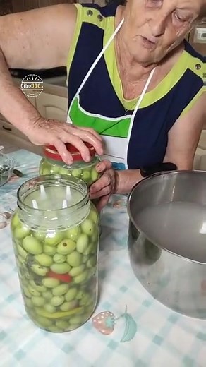Come fare le olive in salamoia: ricetta veloce