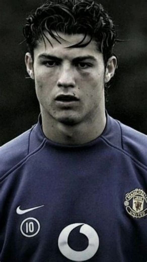 🔥 ꜰᴏʀᴏᴠᴇʀ ᴇᴅɪᴛ 🎧 he/his on Instagram: "In 2025, football legend Ronaldinho reminded the world why his name still echoes through stadiums and streets across the globe. At a global football tribute event, he lit up the night not with words-but with the smile, the swagger, and the magic that once made him untouchable. As music played, Ronaldinho stepped onto the small pitch and effortlessly danced with the ball like it was 2005 again. With his iconic no-look passes, cheeky nutmegs, and joyful fla