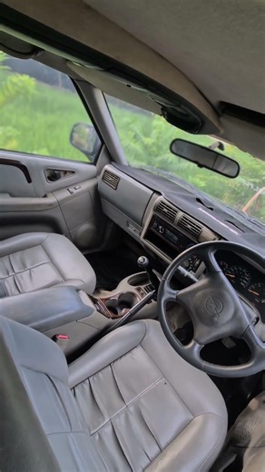 OPEL BLAZER DOHC LT TAHUN 2000 ISTIMEWA !!