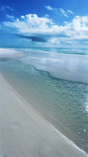 Florida beaches are unrivaled🌊🌴 #emeraldcoast | All Things Emerald Coast