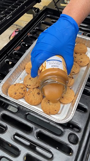 6.6K views · 16 comments | Mom's Cooking Recipe Looked  | The D Family Riddles Games and Hacks | Facebook