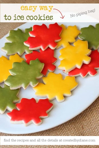 How to ice cookies no piping bag VIDEO | Created by Diane