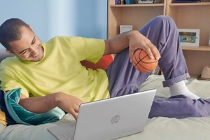 Produsen Laptop HP Akan PHK 6.000 Pegawai - Teknologi Katadata.co.id