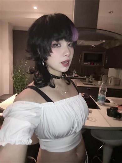 Celebrating 20K Followers in Jujutsu Kaisen Cosplay