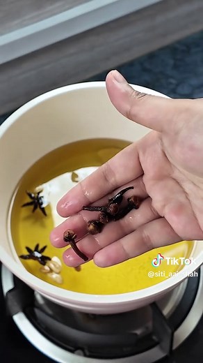 Resepi Cili Oil Sedap dan Mudah dari Siti Aai Shah