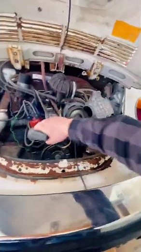 Working on VW Bug Late Model Fuel Injection