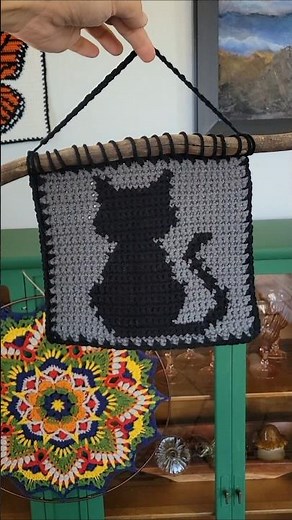 Quickest Way to Mount a Tapestry to a Dowel: Sewing Method #tapestrycrochet #crochettutorial