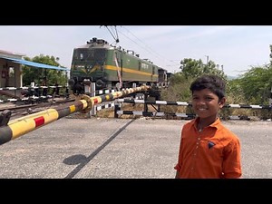 Train vachindhi | kannayya videos | Trends adda Vlogs