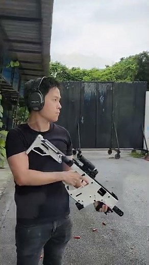 Showcase Kriss Vector .45ACP at 67 Meters (73 Yards)