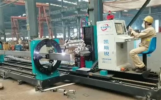 相贯线切割机的操作视频 方管数控切割机使用技巧 方管圆管一体切割机 等离子切割机 火焰数控切割机 大口径相贯线切割机