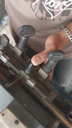 Key Cutting Process