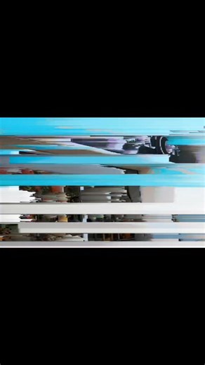 Hello les sportifs. On continue la présentation de nos partenaires. Cette semaine, Vic s'est accordé un moment beauté/bien être aux côtés de Adel'Coiff Champagnole . Et bien oui, notre mascotte est coquette, elle veut se montrer sous son meilleur jour le week-end prochain. Merci pour son chaleureux accueil et son soutien auprès de notre club. Et merci de rendre nos licenciés tous beaux 😍 | Champa'Bad 39