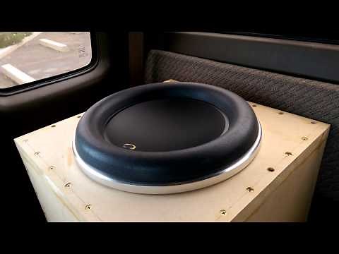 JL Audio 12" W7AE - The Feeling Of Bass