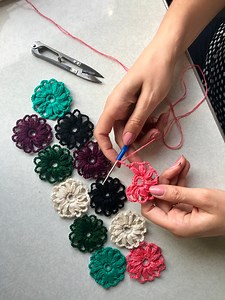 Gli orecchini all'uncinetto perfetti per l'estate