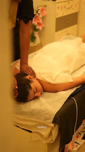 Tanya Chawla | UGC Creator on Instagram: "Booked a massage today because my body and mind really needed it 🤍 Warm lights, calm music, and a Swedish massage that slowly released all the stiffness. This is why Yes Madam works — clean setup, trained professionals, and a truly relaxing experience. If workouts or daily stress are making your body feel heavy, this is worth trying. Use coupon code TANYAS100 & get 100rs off on all services for first time users. #SelfCare #SwedishMassage #Relaxation #St