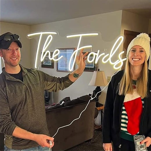 Custom Wedding Neon Sign, Lightup Wedding Backdrop and Gift Idea, Personalized Last Name Led Sign - Etsy