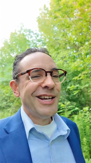 Mark Gambale on Instagram: "How would Keanu Reaves From the Matrix Squash the Bug in Your Sales Pitch Style #SalesStrategy #OneBigThing #CustomerInsights #MarketingTips #SalesGrowth #MessagingThatMatters #LeadGeneration #BusinessSuccess #SalesTips #MarketingAlignment"