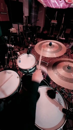 Trashy Samba Drum Groove #drumgroove #samba