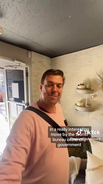 Exploring Buffalo in Buffalo: One Minute Tours