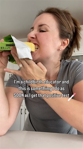 Maria Lilly 🌺 Northern Virginia Doula & Lamaze Birth Educator on Instagram: "This is something I do to make attractive babies! (Yes you can do that in pregnancy 🤩) Grassfed butter is high in vitamin K2 which contributes to facial symmetry and attractiveness. Your child’s bone structure is NOT genetic, it’s epigenetic, meaning that they have the blueprint for a strong jaw and supermodel cheek bones, but without proper nourishment, these genes cannot be expressed. If a baby doesn’t receive the r