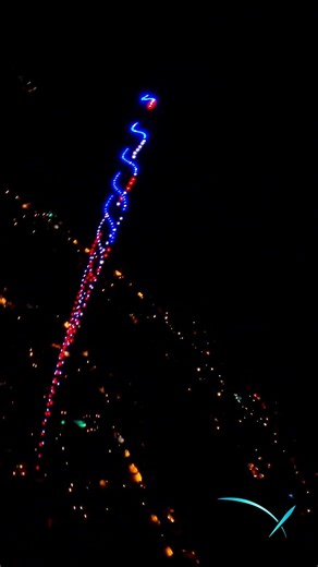 400 drones illuminated the sky at the Creative Defense Foundation event