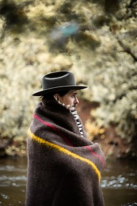 Pure 100% Merino Wool Blanket - Large Natural Fiber Blankets for Outdoor Activities | Bushcraft and Survival, Leather Carrier Available - Etsy