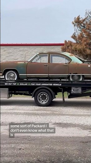 1951 Kaiser Frazer Traveler shows up ! We always get neat old cars ! #classiccars #oldcars