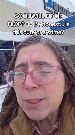 Welcome back to Fit or Flop — where a middle-aged, mid-size, middle-class woman tries on Goodwill finds so we can all decide what actually works on a real body. 😅 Today’s contender: this bright yellow thrifted sweater I found at Goodwill for $4.99. The quality honestly surprised me — it feels thick, warm, and almost brand-new. Like, heavy-duty, cozy, good-quality knit. The kind of piece you don’t always see anymore when you’re thrifting. BUT… let’s talk about that pocket placement. 😬 Why is it