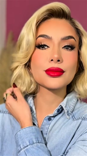 Maria Fernanda Rios on Instagram: "Final de temporada!!! SOY EL MEJOR Un look y outfit con gente PRO❤️😍 WIG: @fervelizstyle MAKEUP: @marciamakeup Haute Couture : @fvanegas711"