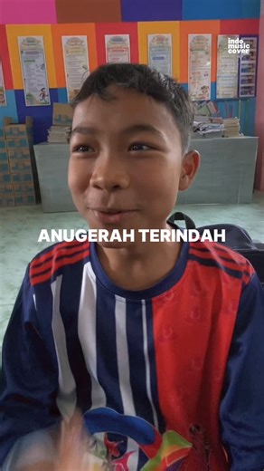 INDO.MUSICCOVER on Instagram: "Adik dari thailand ini bawain anugerah terindah😍 @andmeshkamaleng_ - Anugerah Terindah ( Cover ) [ 🎥: tiktok/iim_ra_ ] #anugerahterindah #andmeshkamaleng #thailand #cover"