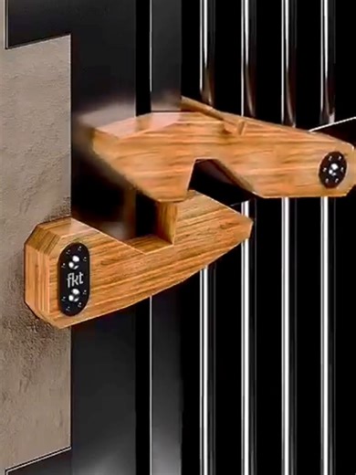 lock hacks with wood works 👿#woodworks #wooddesigner #woodwork #woodworker #woodworker