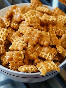 Corn Chex Clusters ingredients: 1 cup Karo light corn syrup 1 cup creamy peanut butter ½ cup white granulated sugar Recipe in First (C.o.ʍ.m.е.ո.τ) 👇 | Grandma’s Recipe Book