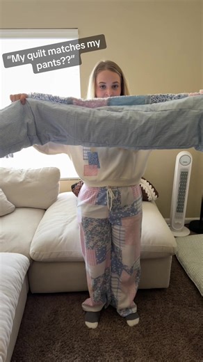 This was NOT planned 😭🧵🪡 #quilting #craftok #diy #sewing @Lyndseys_32